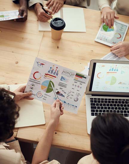 web designers discusing seo